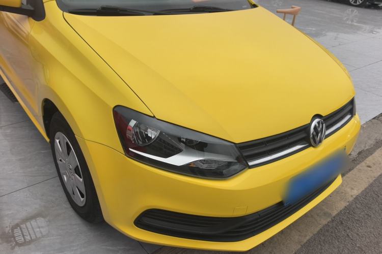 Used Volkswagen Polo 2014 1.4L Manual Fashion Edition
