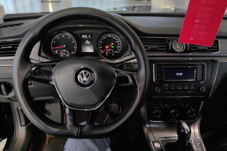 Used Volkswagen Passat 2017 280TSI DSG Luxury Edition
