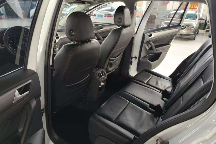 Used Volkswagen Golf Sportsvan 2016 1.6L Automatic Comfort Model