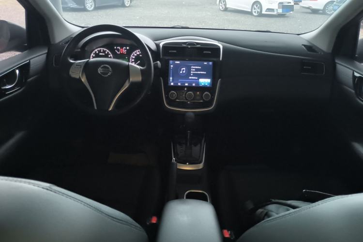 Used Nissan Tiida 2021 1.6L CVT Cool Edition
