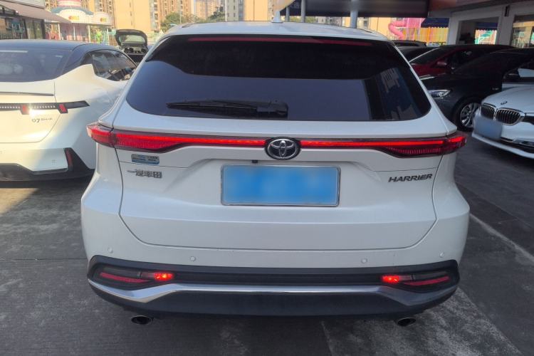 Used Toyota Harrier 2022 2.0L CVT Two-Wheel Drive Deluxe Edition