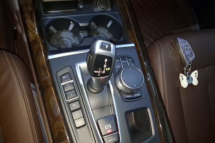 Used BMW X5 2017 xDrive28i
