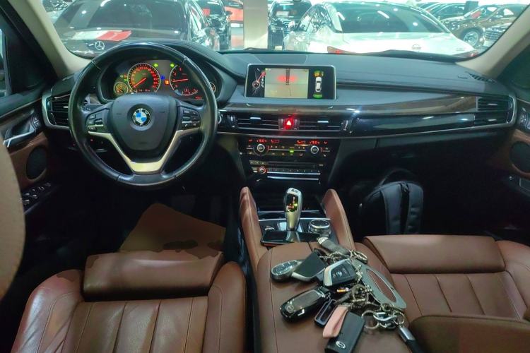 Used BMW X6 2015 xDrive28i