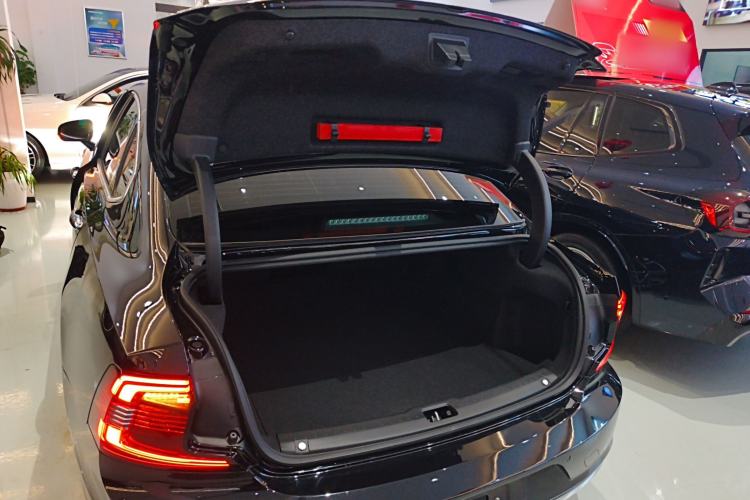 Used Volvo S90 2021 B5 Zhiyuan Luxury Edition
