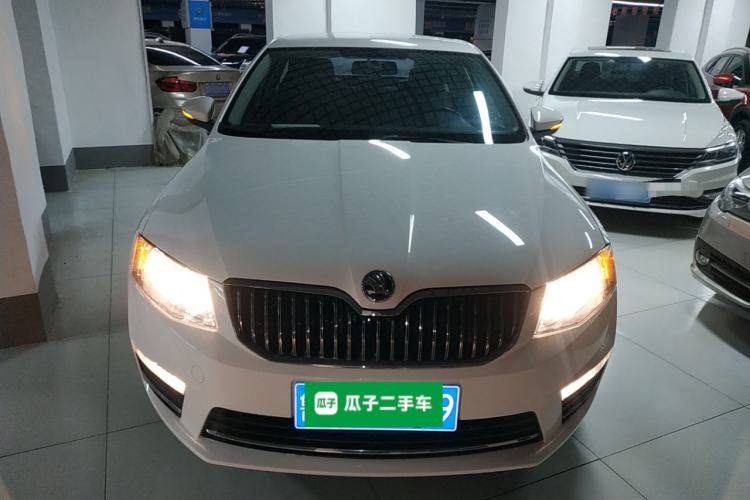 Used Skoda Octavia 2017 1.6L Automatic Chuanxing Edition
