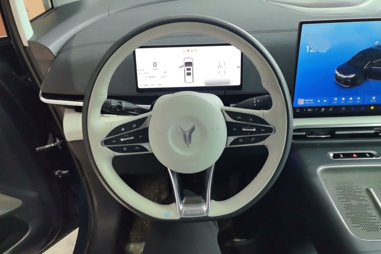 Used VOYAH Dream 2025 PHEV Four-Wheel-Drive Flagship Kunpeng Edition
