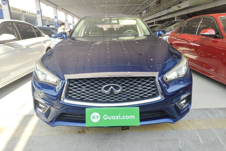 Used Infiniti Q50L 2018 2.0T Enjoyment Version China VI Standard
