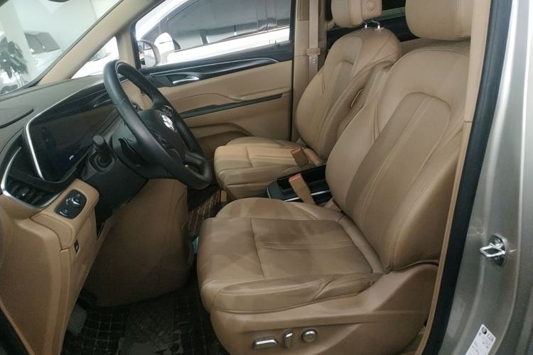 Used Buick GL8 2020 ES Land Cruiser 653T Luxury Model
