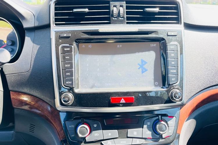 Used Haval H6 2014 Sport Version 1.5T Manual Two-Wheel Drive Elite Edition
