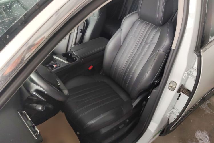 Used Peugeot 5008 2023 400THP Passionate Full-Seat Edition 7 Seats
