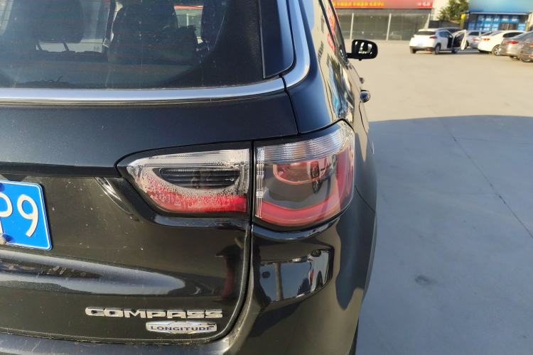 Used  Compass 2017 200T Automatic Family Edition