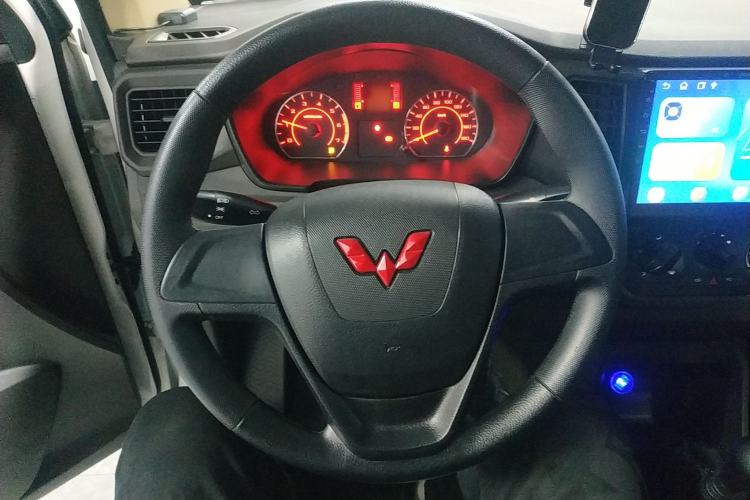 Used Wuling Hongguang V 2022 1.5L Jingqu Edition Electric-Assist LAR
