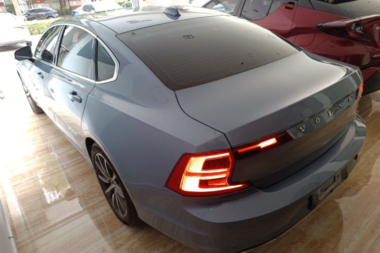 Used Volvo S90 2018 T5 Zhiyuan Edition
