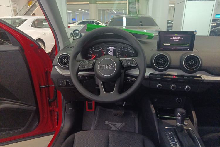 Used Audi Q2L 2021 35 TFSI Progressive Dynamic Edition