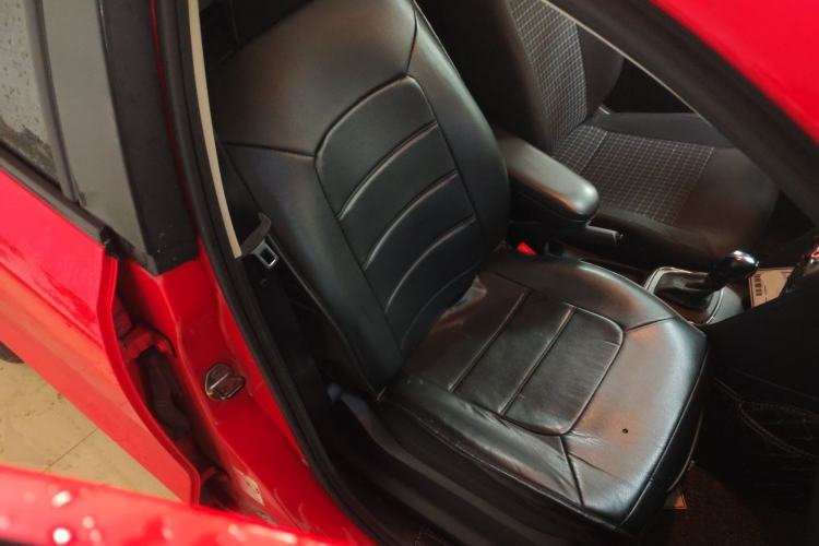 Used Volkswagen Polo 2014 1.6L Automatic Comfort Edition