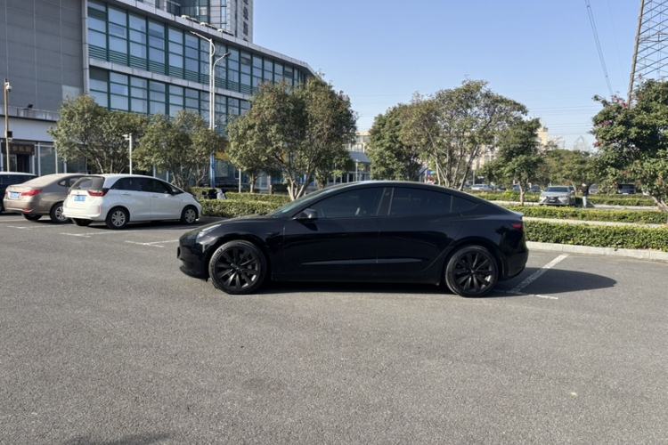 Used Tesla Model 3 2022 Rear-Wheel-Drive Version
