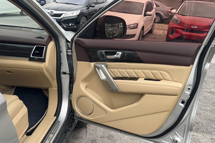 Used Haval H2 2014 1.5T Manual Two-Wheel Drive Elite Edition
