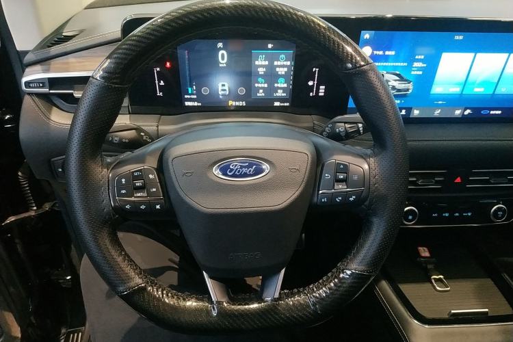 Used Ford Edge 2021 PLUS EcoBoost 245 Two-Wheel-Drive Titanium 7-Seater