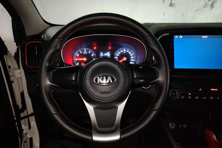 Used Kia KX3 2015 1.6T Automatic Two-Wheel Drive DLX
