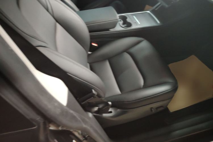 Used Tesla Model Y 2021 Long-Range All-Wheel-Drive Version 3D7