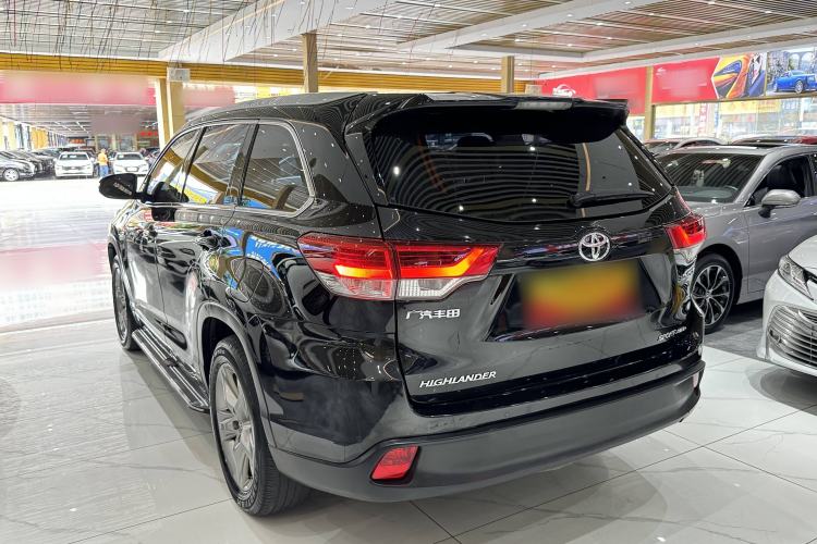 Used Toyota Highlander 2018 2.0T Four-Wheel Drive Luxury Version 7 Seats China VI Standard
