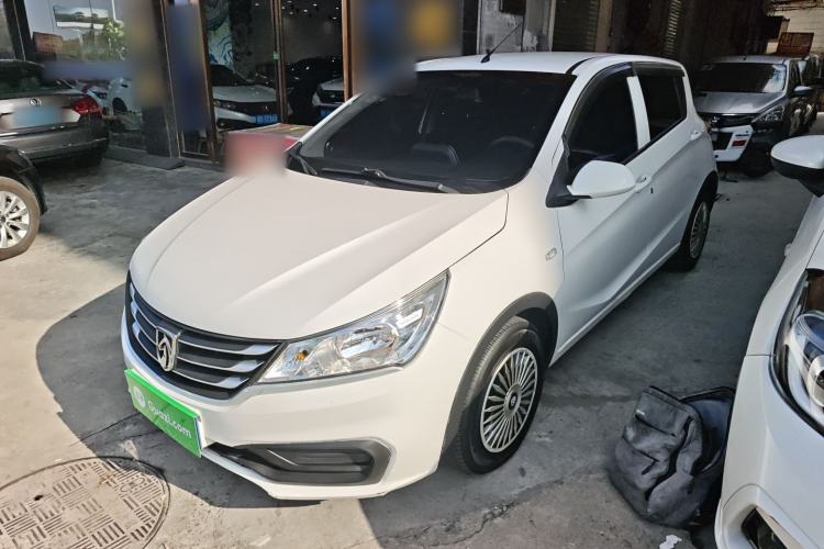 Used Baojun 310 2016 1.2L manual Comfort trim level
