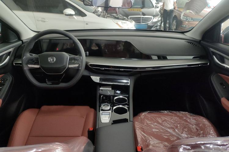 Used Changan Eado 2025 PLUS 1.4T Dual-Clutch High-Energy Version
