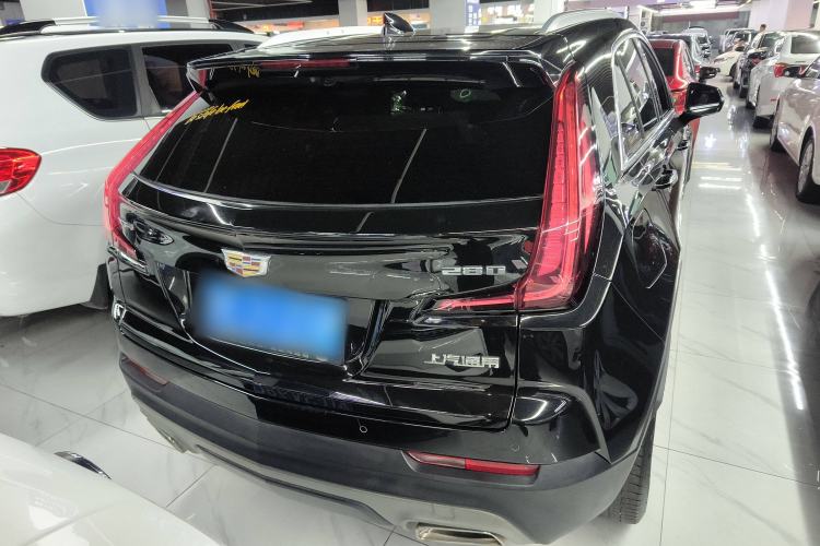 Used Cadillac XT4 2020 28T Two-Wheel-Drive Leading Version

