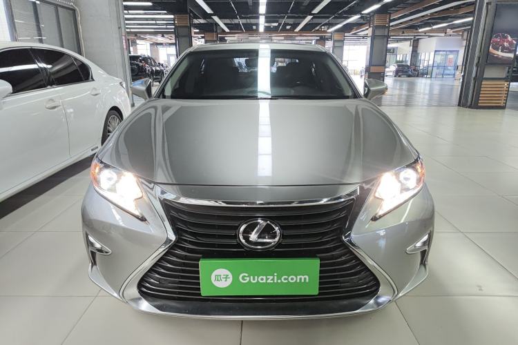 Used Lexus ES 2015 200 Elite Edition
