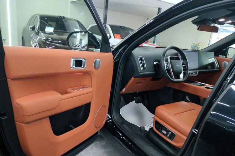 Used Li Auto L8 2024 Max
