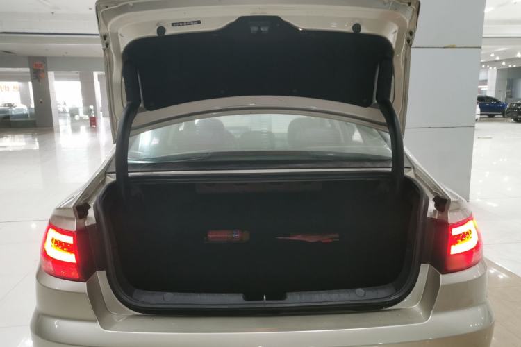 Used Geely Auto Emgrand GL 2018 1.4T DCT Elite Smart Connectivity Version
