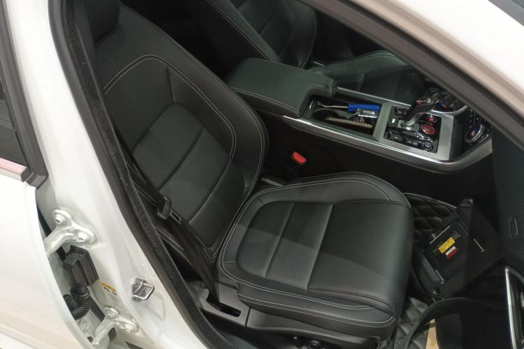 Used Jaguar XEL 2020 2.0T 200PS R-DYNAMIC Youth Sports Edition
