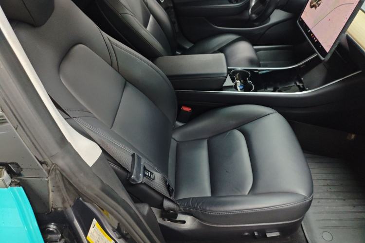 Used Tesla Model 3 2019 Long-Range Rear-Wheel-Drive Version
