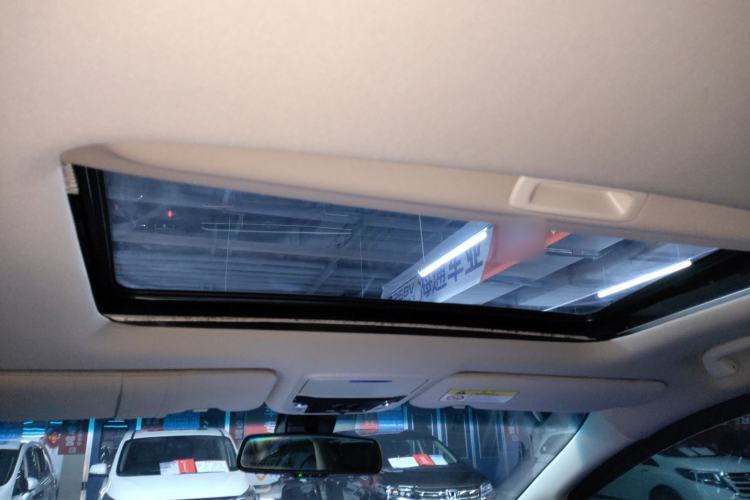 Used Honda Elysion 2016 2.4L Supreme Edition
