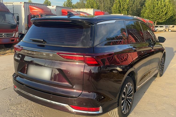 Used Wuling Victory 2023 2.0L DHT Luxury Edition
