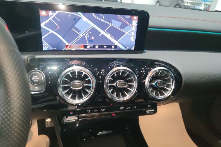 Used Mercedes-Benz CLA 2023 CLA 200 Shooting Brake
