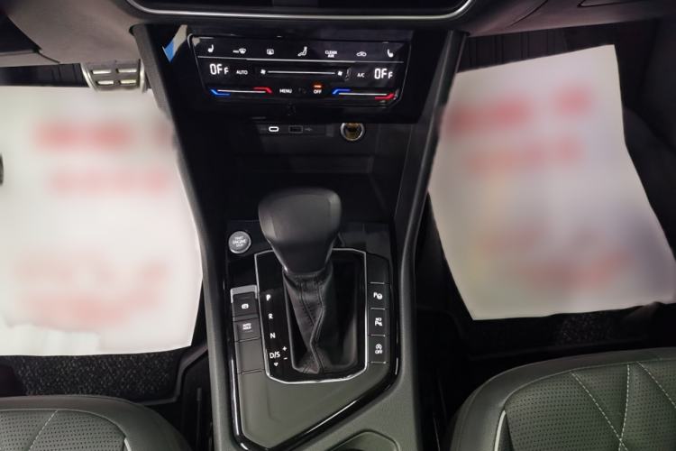 Used Volkswagen Tiguan L 2023 330TSI Automatic Two-Wheel Drive R-Line Enjoyment Edition
