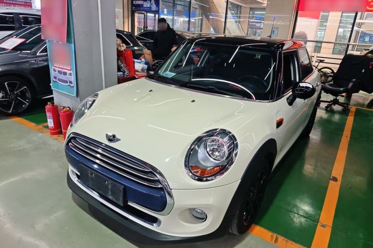 Used MINI MINI 2016 1.5T COOPER Five-Door Edition
