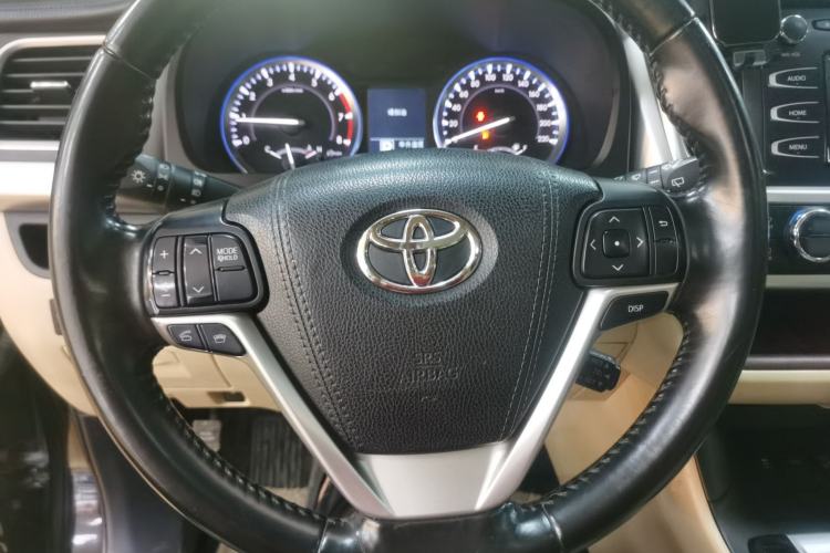 Used Toyota Highlander 2015 2.0T Four-Wheel Drive Luxury Edition 7-Seater