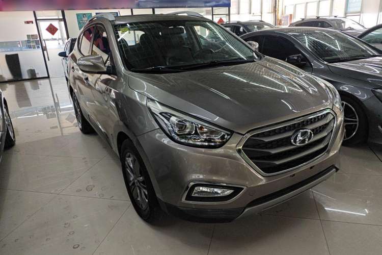 Used Hyundai ix35 2015 2.0L Automatic 2WD Smart Version China V Standard
