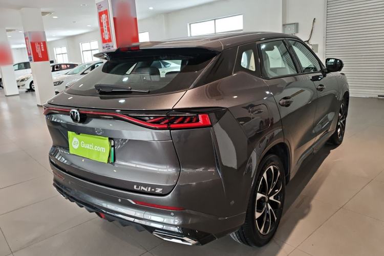 Used Changan UNI-Z New Energy 2024 Blue Whale Smart Electric iDD 125km Excellence Model
