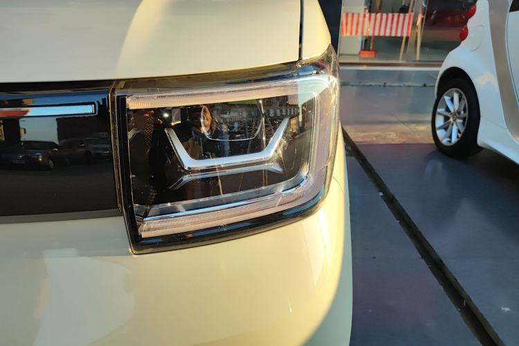 Used Wuling Hongguang MINIEV 2022 GAMEBOY 200km Gaming Edition with Lithium Iron Phosphate
