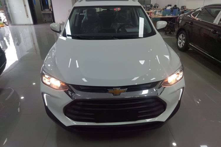 Used Chevrolet Trax 2021 325T Automatic Fun Edition China VI Standard