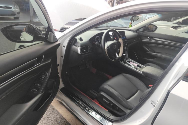 Used Honda Accord 2022 260TURBO Phantom Night · Prestige Edition
