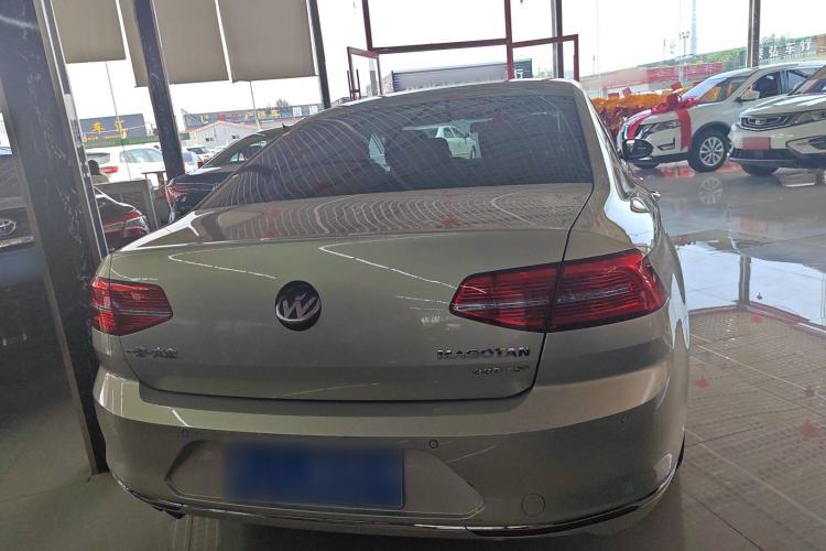 Used Volkswagen Magotan 2017 330TSI DSG Luxury Model
