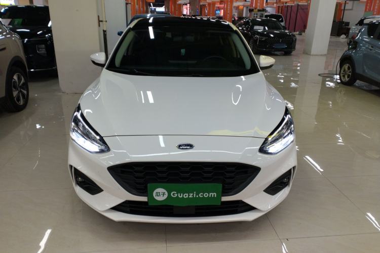 Used Ford Focus 2021 Hatchback EcoBoost 180 Automatic Titanium Edition
