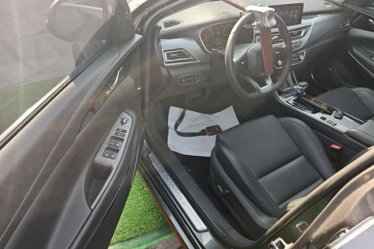 Used Changan Ruicheng CC 2021 Blue Whale Edition 1.5T DCT Prestige Model