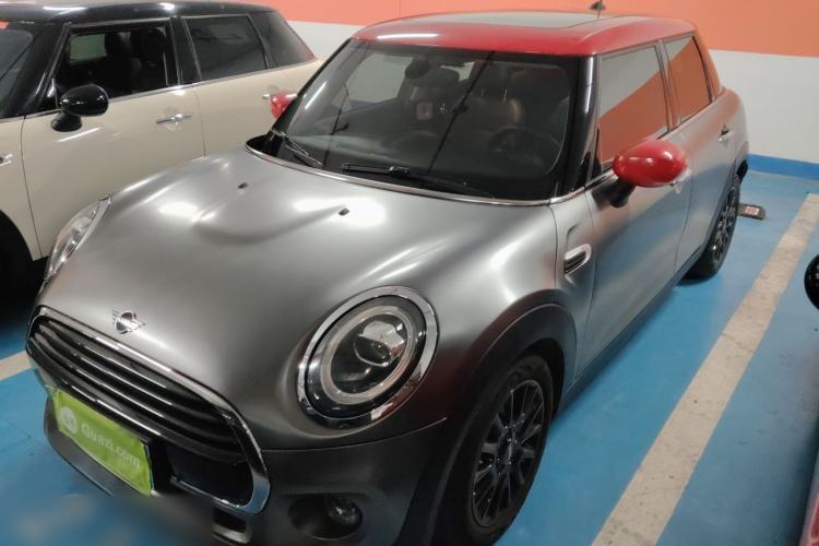 Used  MINI 2019 1.5T COOPER Classic Edition Five-Door Version
