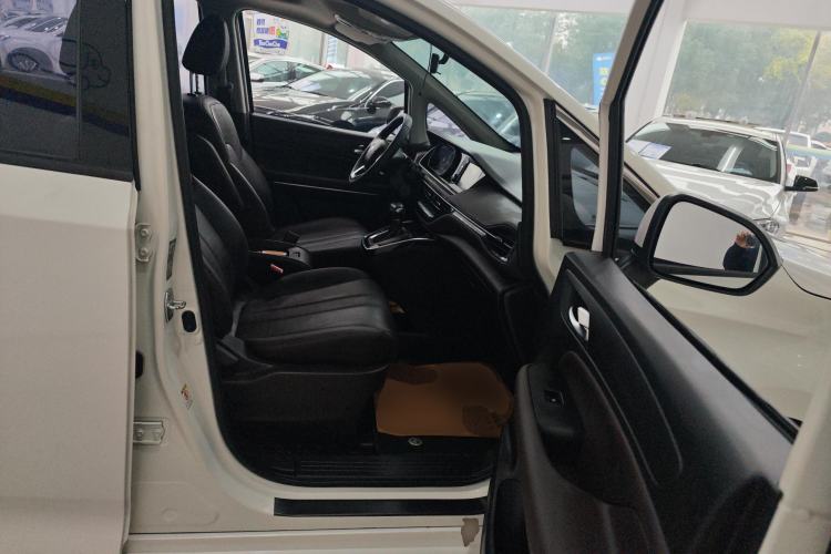 Used GAC Trumpchi M6 2019 270T DCT Luxury Edition (7-seater) China VI