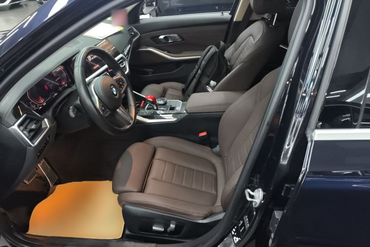 Used BMW 3 Series 2020 Facelifted 325Li xDrive M Sport Package
